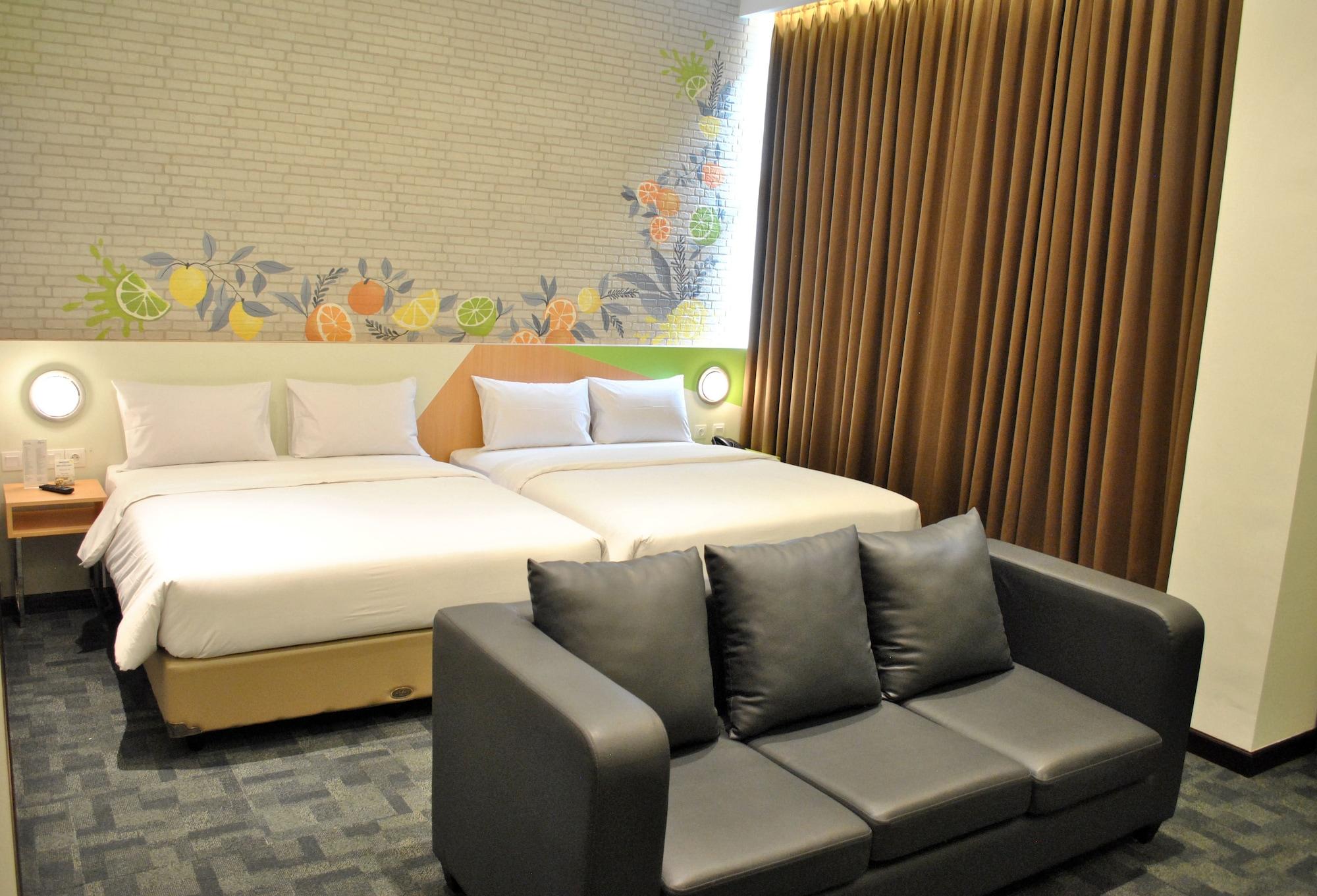 Zest Sukajadi Bandung By Swiss-Belhotel International Exterior photo