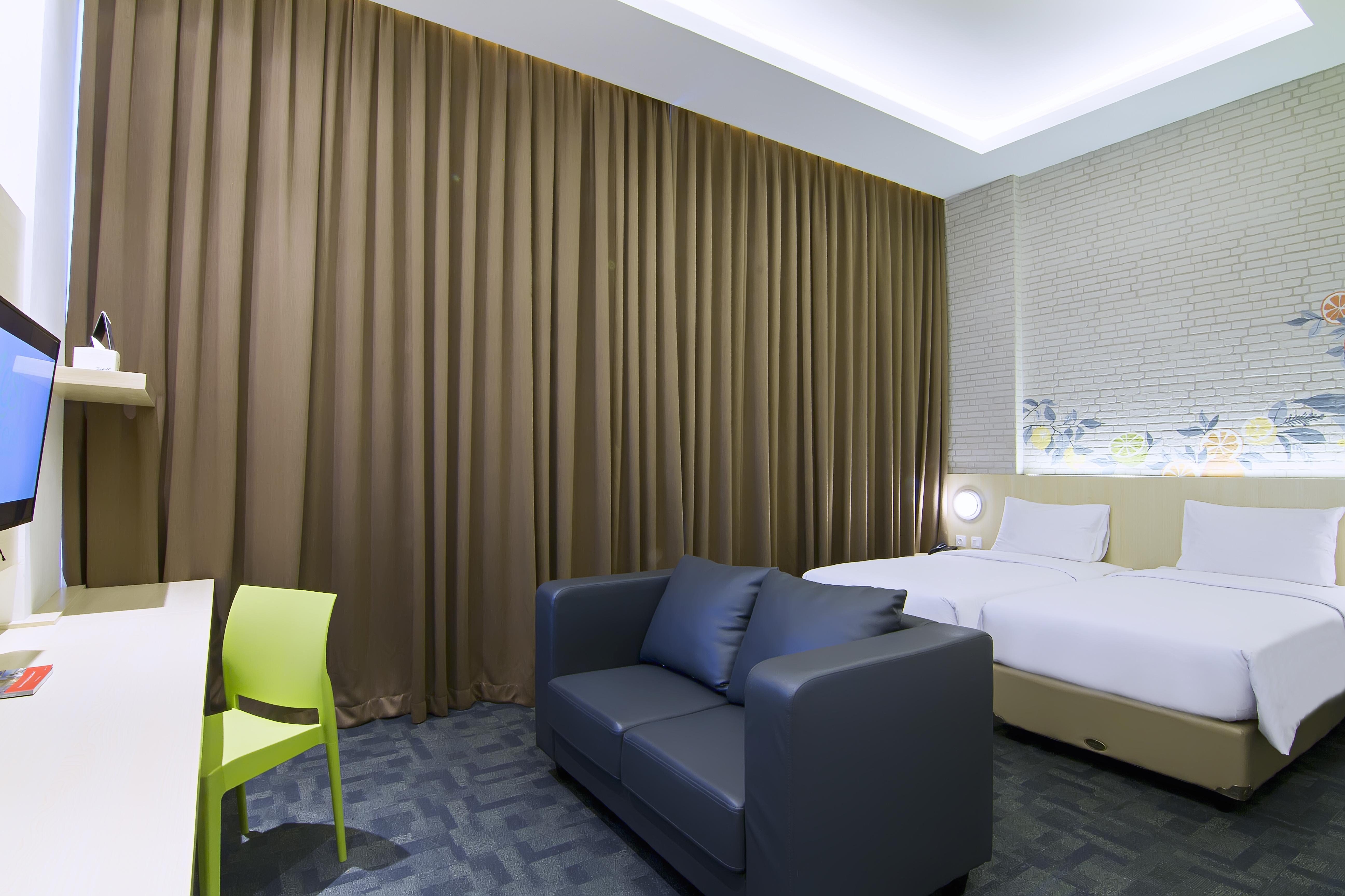 Zest Sukajadi Bandung By Swiss-Belhotel International Exterior photo