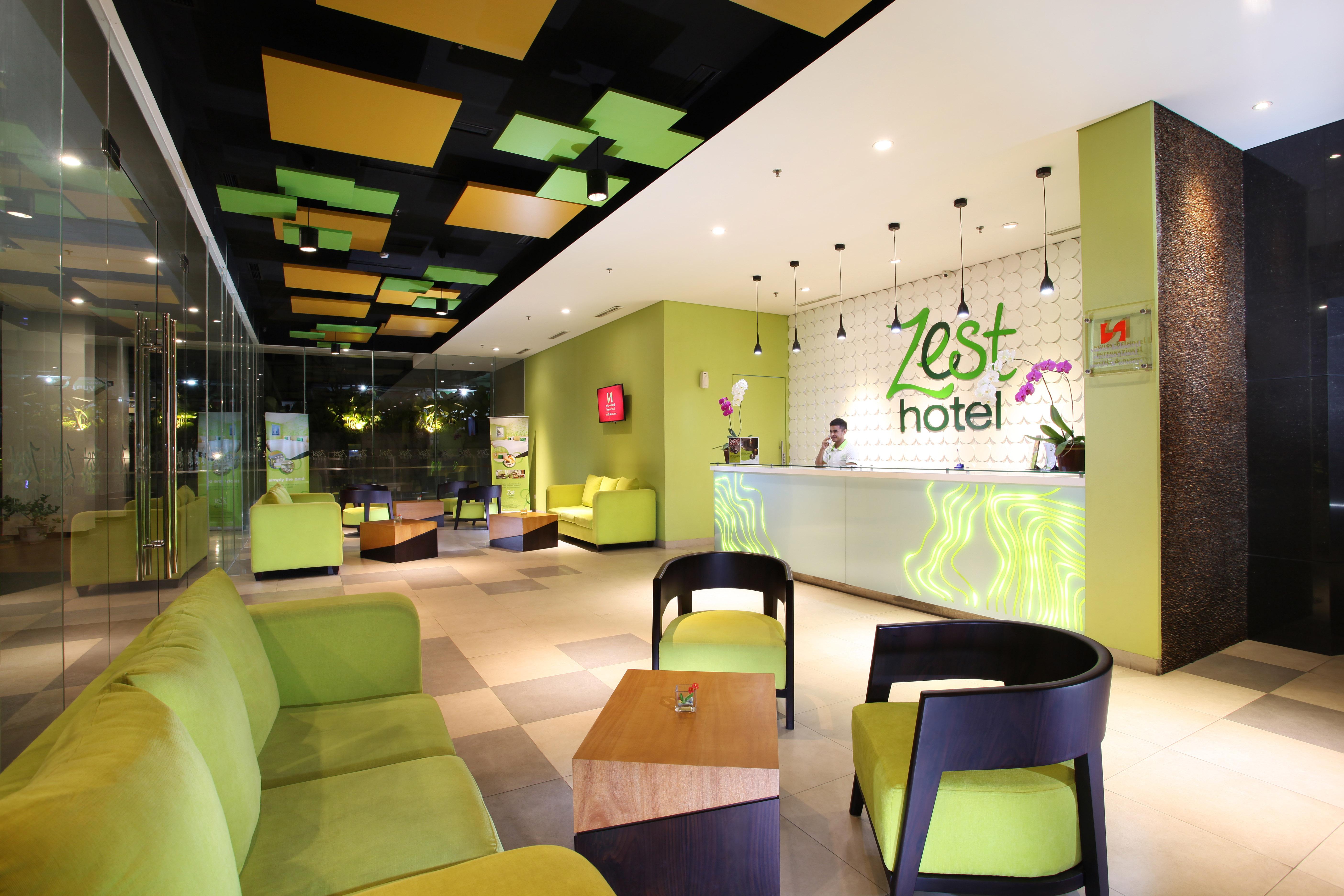 Zest Sukajadi Bandung By Swiss-Belhotel International Exterior photo