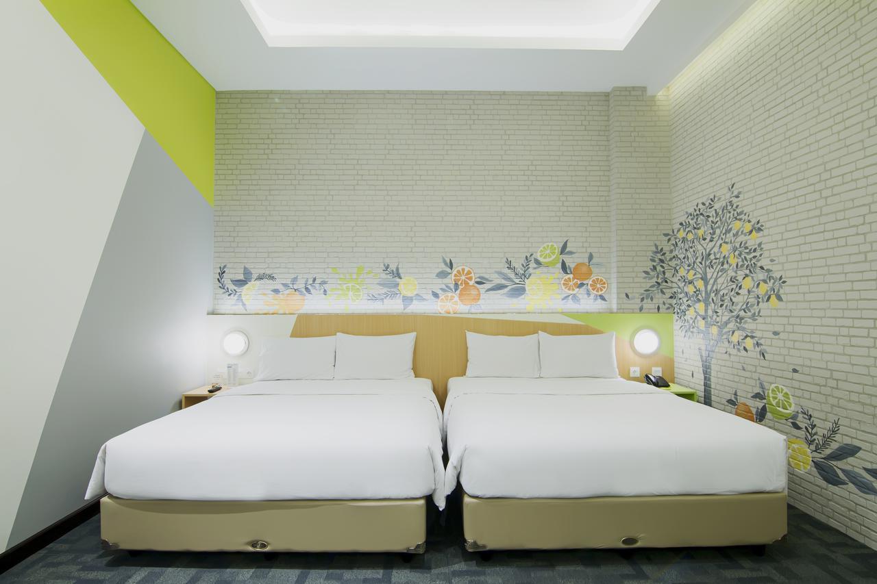 Zest Sukajadi Bandung By Swiss-Belhotel International Exterior photo